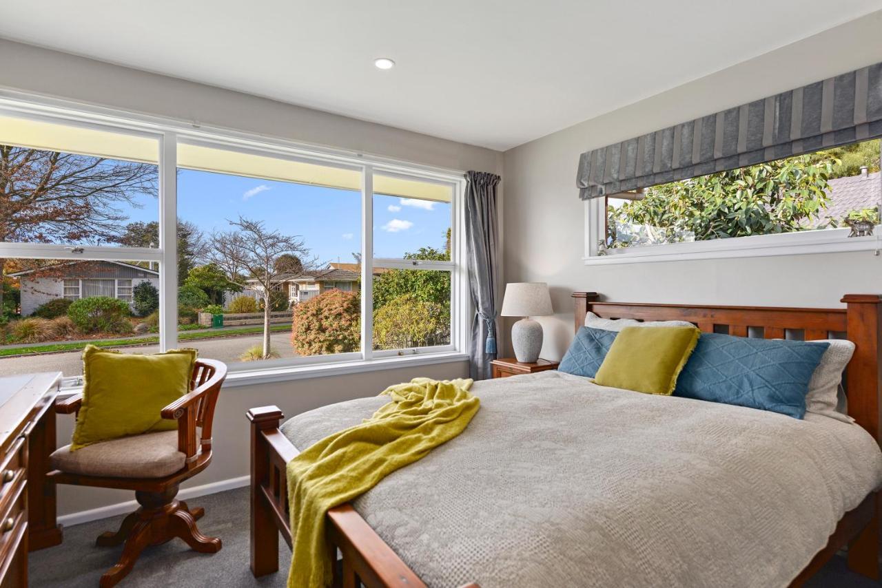 Leave Of Absence - Christchurch Holiday Home المظهر الخارجي الصورة
