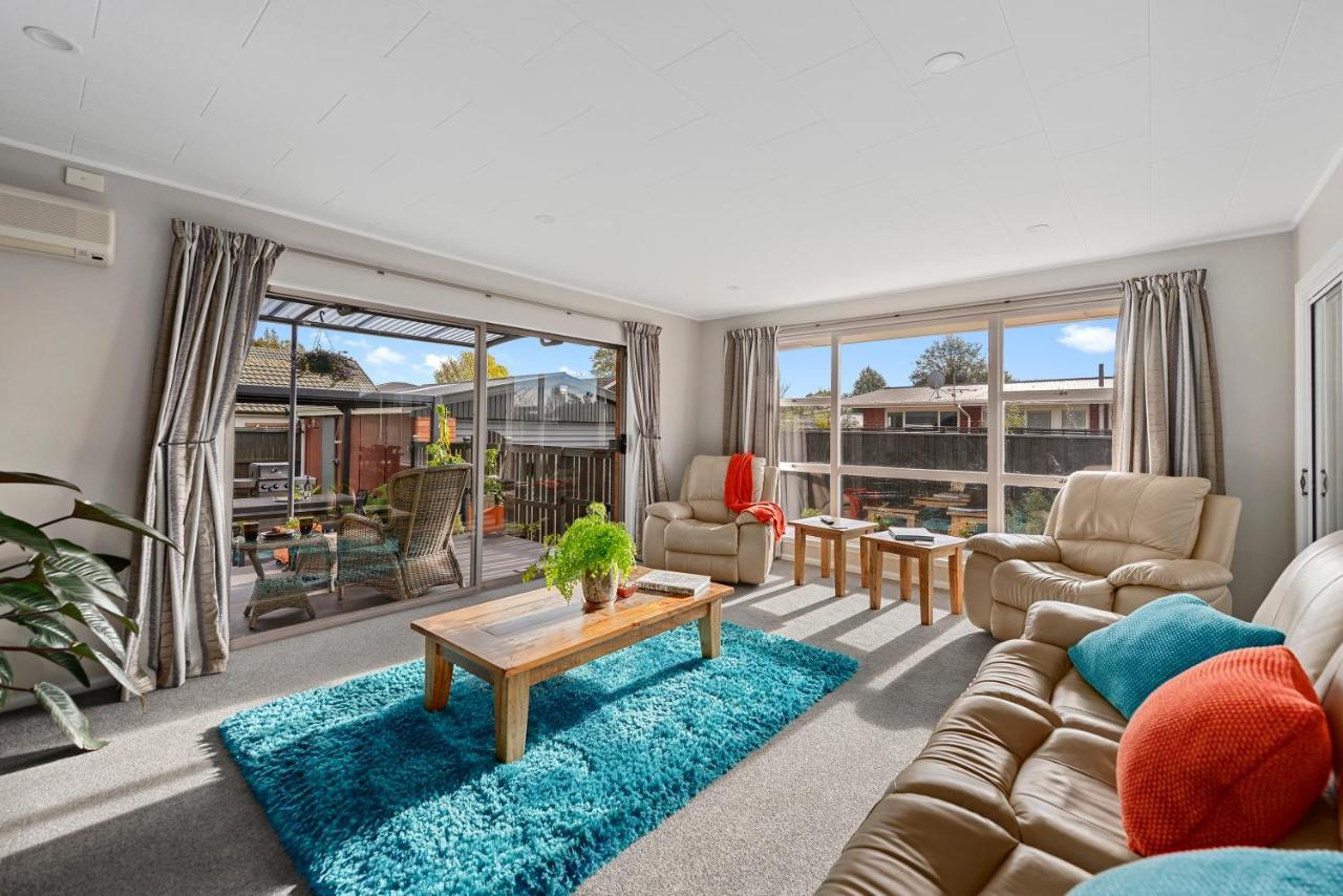 Leave Of Absence - Christchurch Holiday Home المظهر الخارجي الصورة